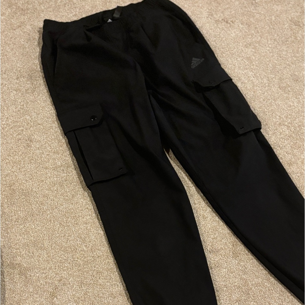 Adidas cargo pants Black large great condition